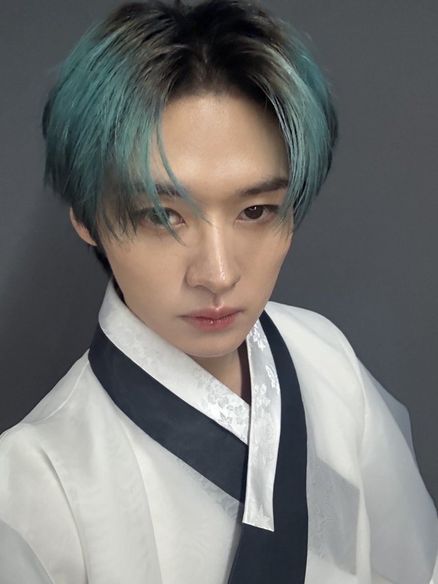도토리‎ tweet media