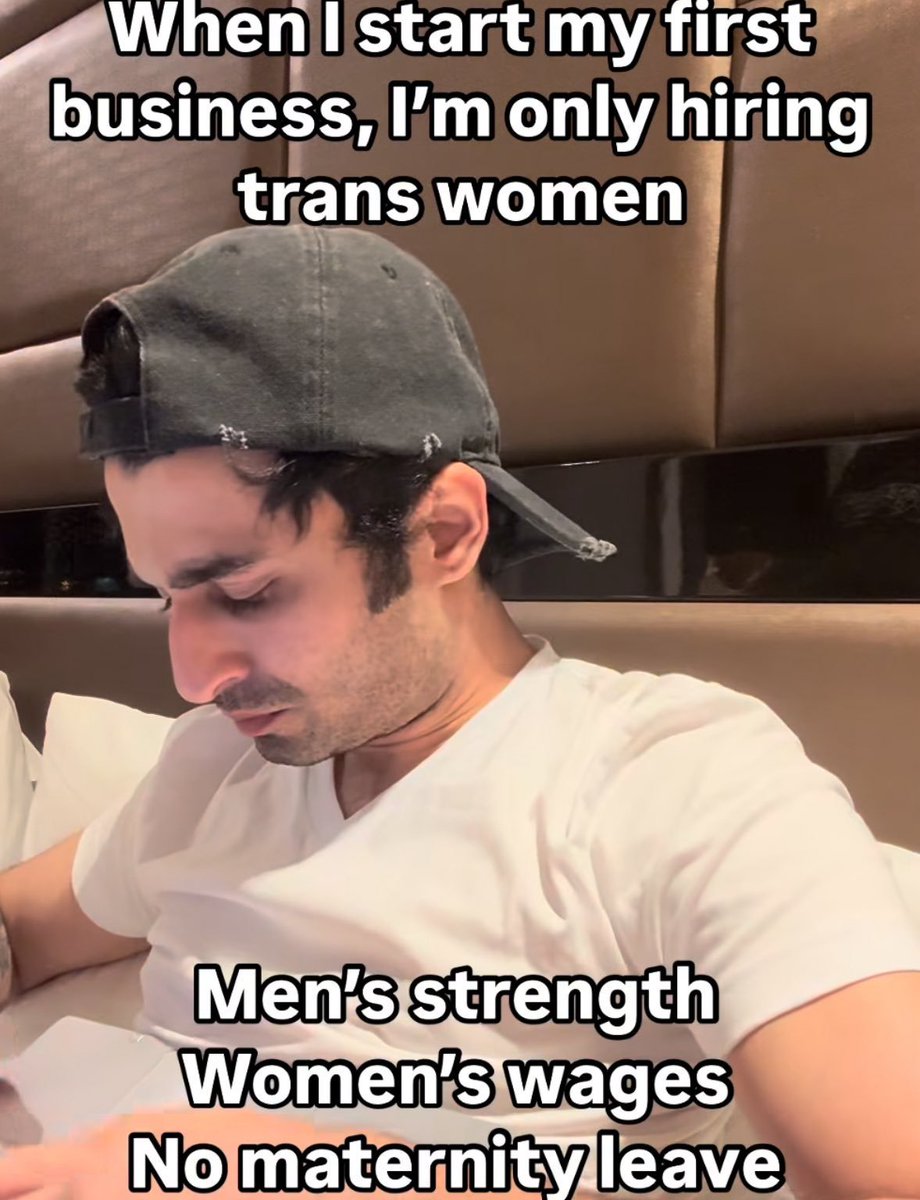 AntiWokeMemes's tweet image. WOW 😂