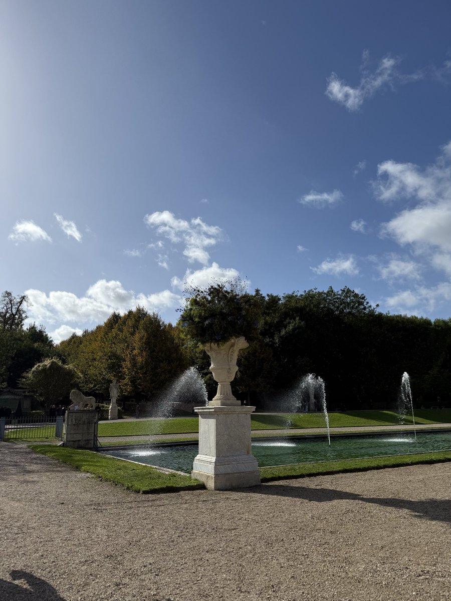 낭만파리 끝 수고했어🇫🇷✨☔️🌈🤎