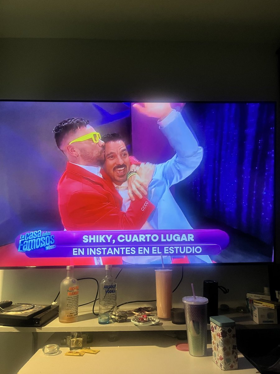 adris_fm's tweet photo. Shiky es el gran descubrimiento de este año: efectivamente, no lo conocía, ni sabía su nombre, pero ahora lo amo!!!! De los pocos divertidos de esta temporada.

Y, si me lo preguntan, el más ganador porque va a echar pata con Abraham♥️

#LCDLFM3 https://t.co/9WghNRKux9