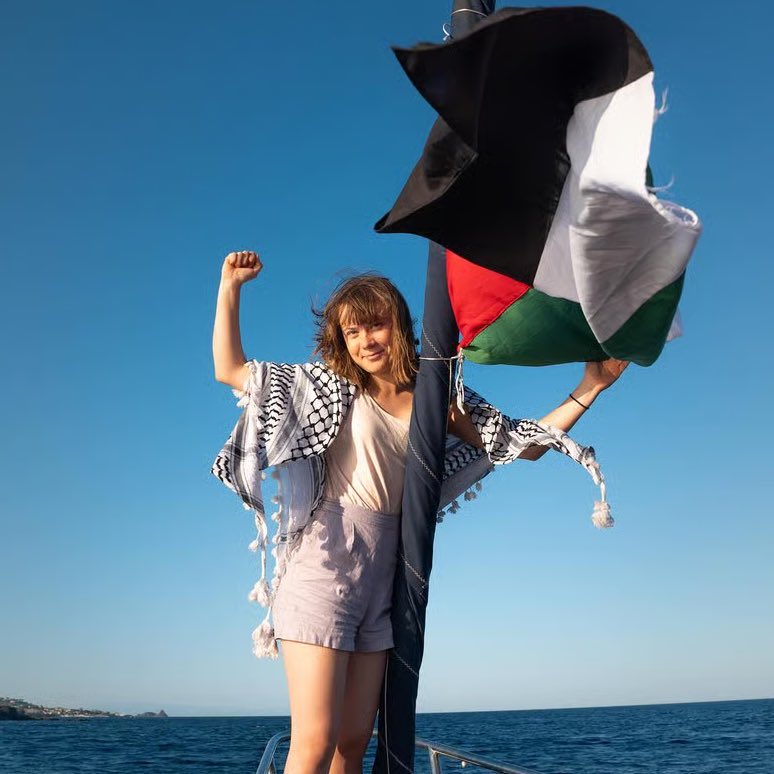 wiezhard's tweet photo. Boleh saja Greta kecil dan ringkih, tapi mental keberaniannya membuat Trump, Netanyahu dan seluruh Zionist ketakutan. Semangat perlawanan Greta tentu menginspirasi anak muda di seluruh dunia terus menyuarakan Gaza dan Palestina. Semoga Greta selalu dalam lindungan Tuhan YME. 
#AN https://t.co/dMGrClA9h7