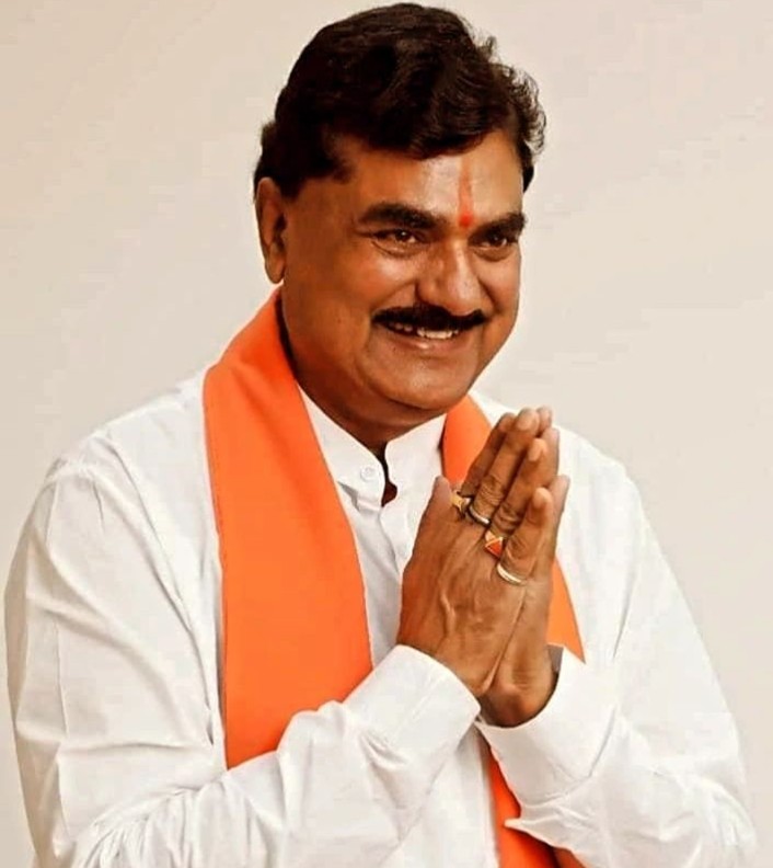 KulhareAaditya's tweet photo. हरदा के पूर्व विधायक श्री कमल पटेल जी को जन्मदिवस की हार्दिक  बधाई शुभकामनाएं।
माँ नर्मदा जी का आशीर्वाद सदैव बने रहे.....
@KamalPatelBJP 
#kamalpatel https://t.co/RuWM8NMzuS