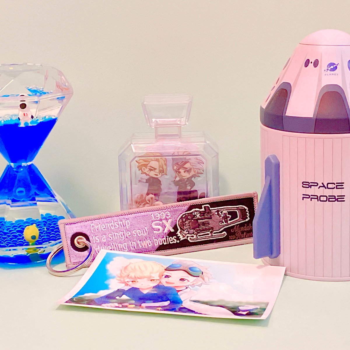 アレン（<a href="/allen_dcst/">アレン🍭‎次回2月🥽</a> ）様へ
連絡するのが遅くなりましたが、素敵なフライトタグと🍭🥽イラストをありがとうございました！どちらもとっても可愛くて、眺めては癒されています🌌

🍭🥽フチなしアクスタ欲しかった…もし何かの折に頒布されることがあればぜひお迎えさせてください🙏