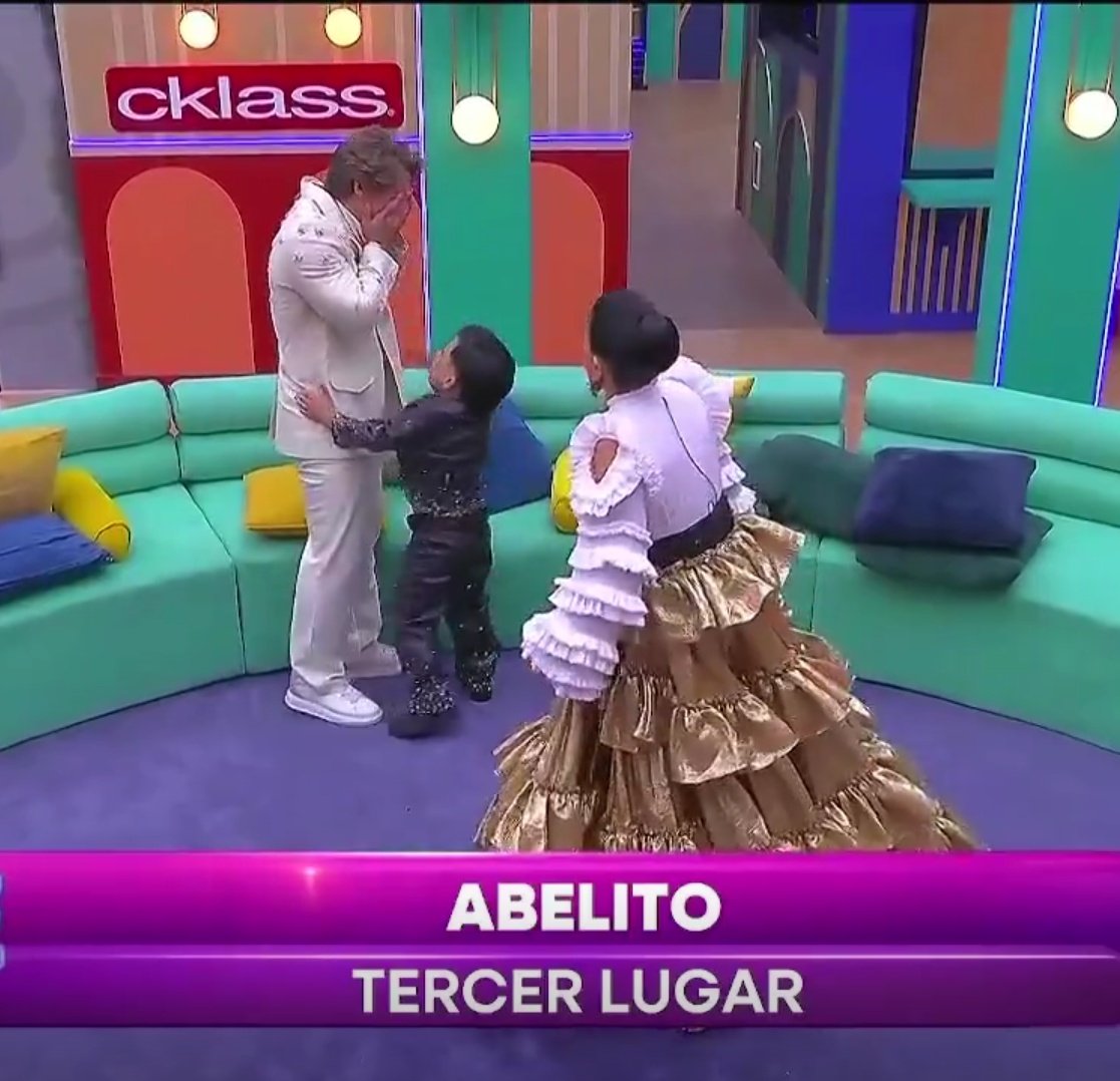 agentezeroooo's tweet photo. Aldo : yo quería que tú ganarás Perro 😭
Abelito : tranquilo apaaa ❤️

#LaCasaDeLosFamososMx #LCDLFMX #LaCasaDeLosFamososMexico #LCDFMX3 https://t.co/jXUJj2P8Ub