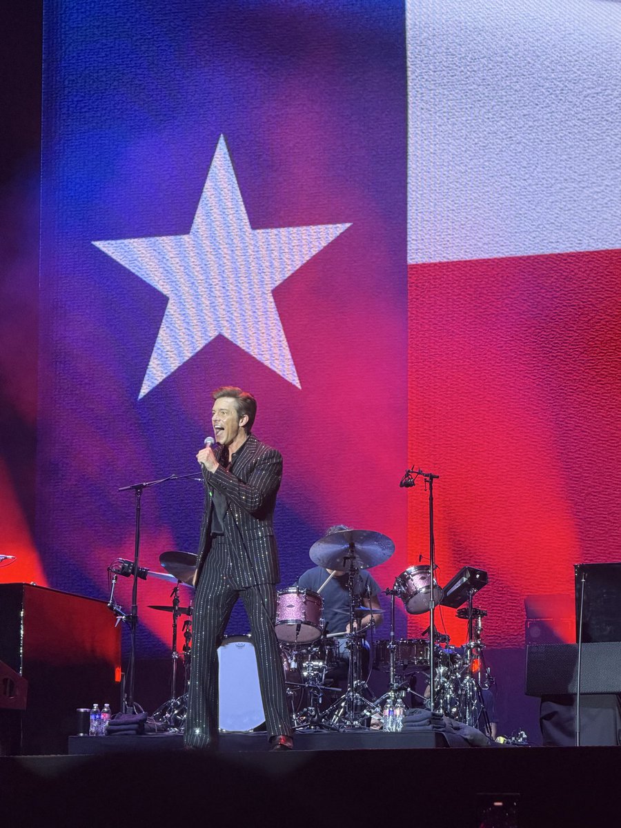 DropDeadDavid's tweet image. Sponsored by amex platty