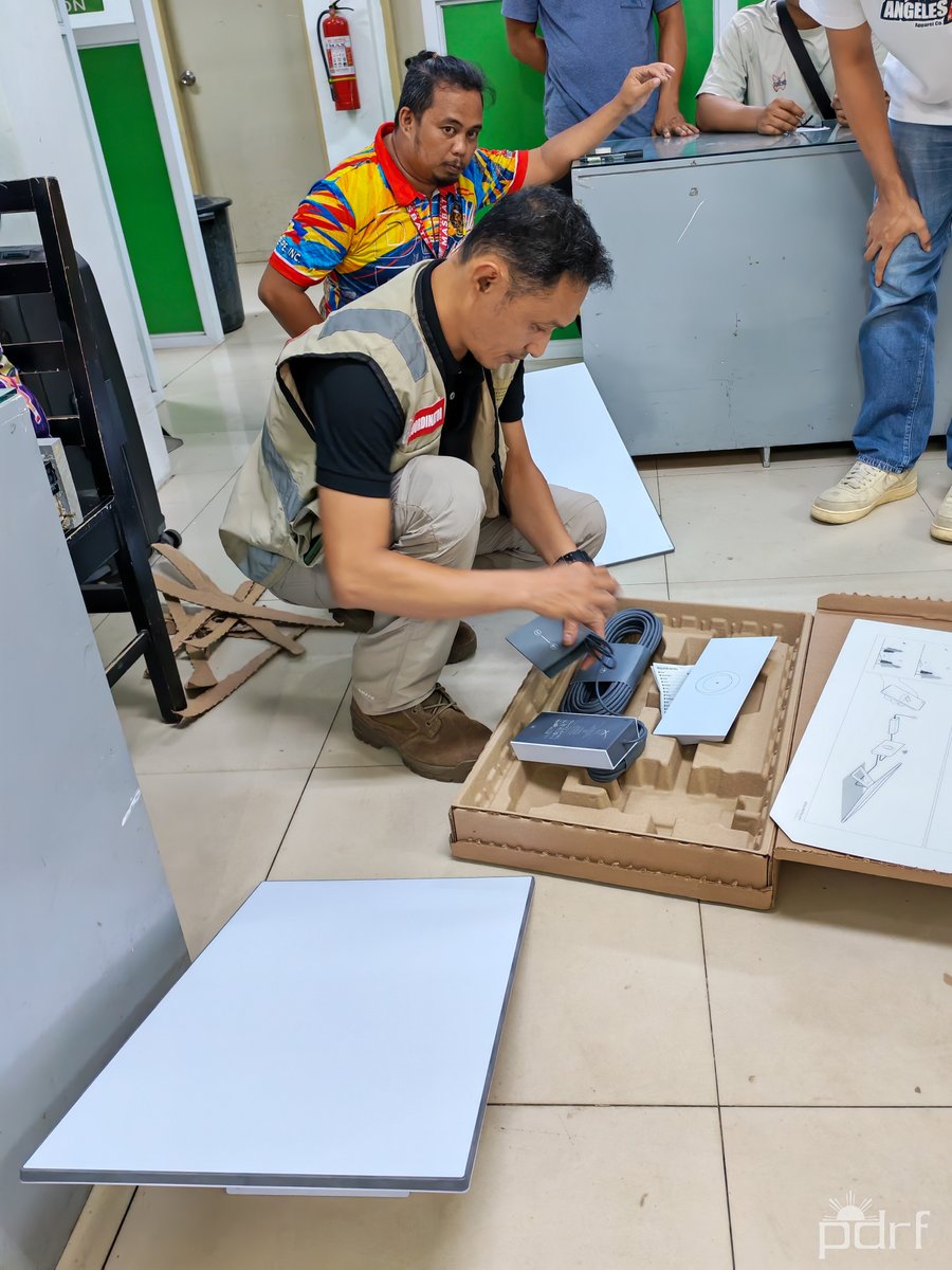 #PDRFinAction: In the aftermath of #OpongPH, connectivity saves lives.

Through our partner <a href="/unconnected_org/">unconnected.org</a>, we’ve installed 5 Starlink units in Masbate — giving responders and communities vital access to coordinate relief and reach help faster.💛💙❤️ #ResilientPH