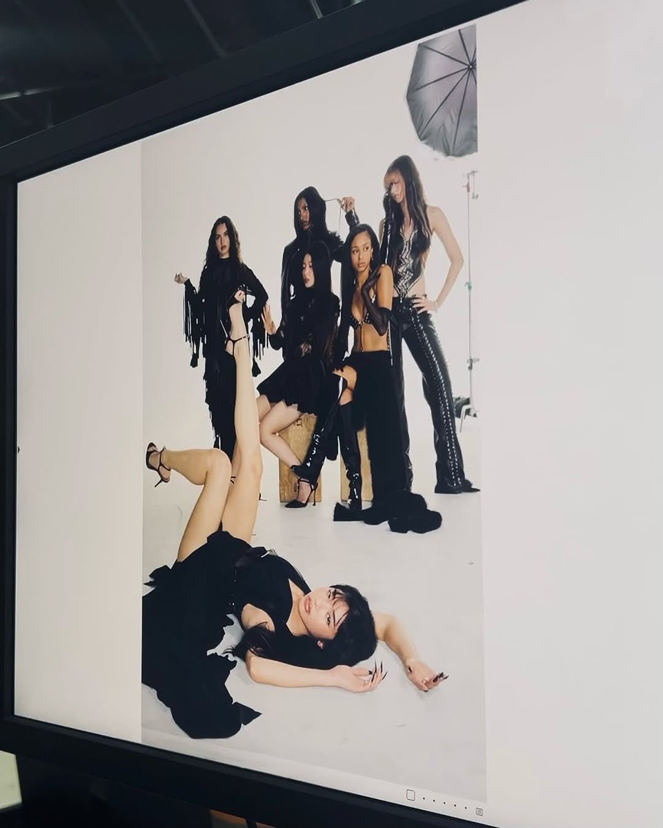 Sopjia's tweet image. These masterpieces are gonna leave you shocked and jaw-dropped on the floor, no? Well.. my girlies and I just activated our legend energy.