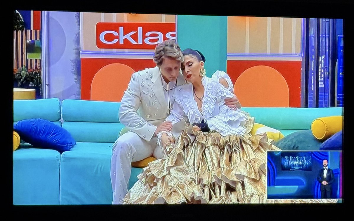 Ay no sabía que concluían el final de la casa con una boda  #LCDFLMX3