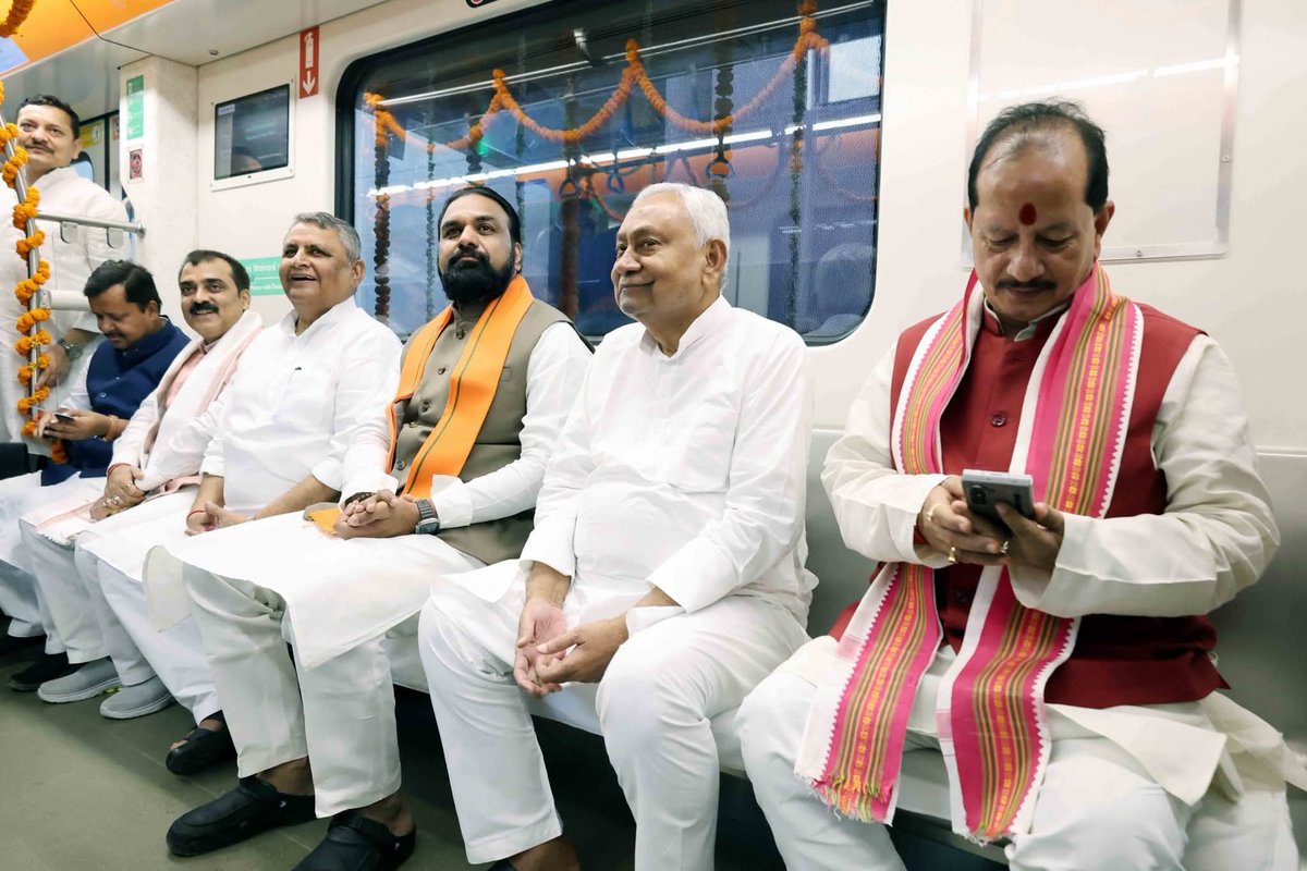 BiharInfraTales's tweet photo. CM inaugurated the first phase of the 3.6-km elevated stretch of the priority corridor of the Patna Metro rail project https://t.co/QG7jnzuFdD