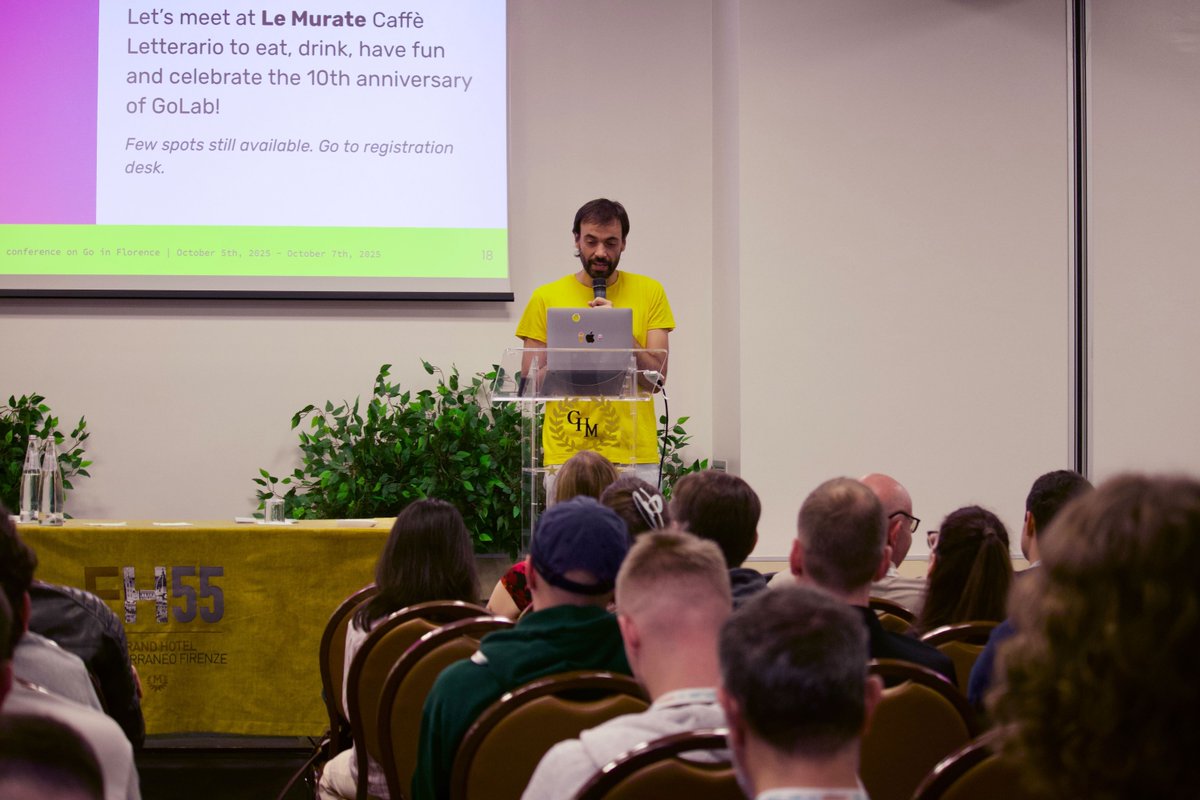 golab_conf's tweet photo. 📸 Highlights from the Conference Presentation!
A huge thank you to everyone for being here... what an incredible audience! 🙌
#GoLab2025 #GoCommunity #GoLang https://t.co/p0CEUlc6Cz