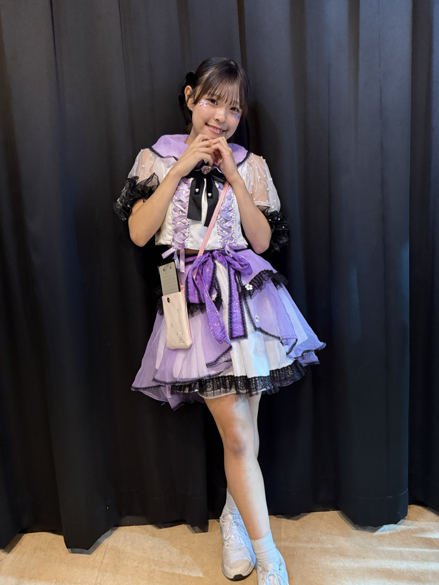 にこちゃん⭐︎引越しSALE中 にこちゃん – търсене / X