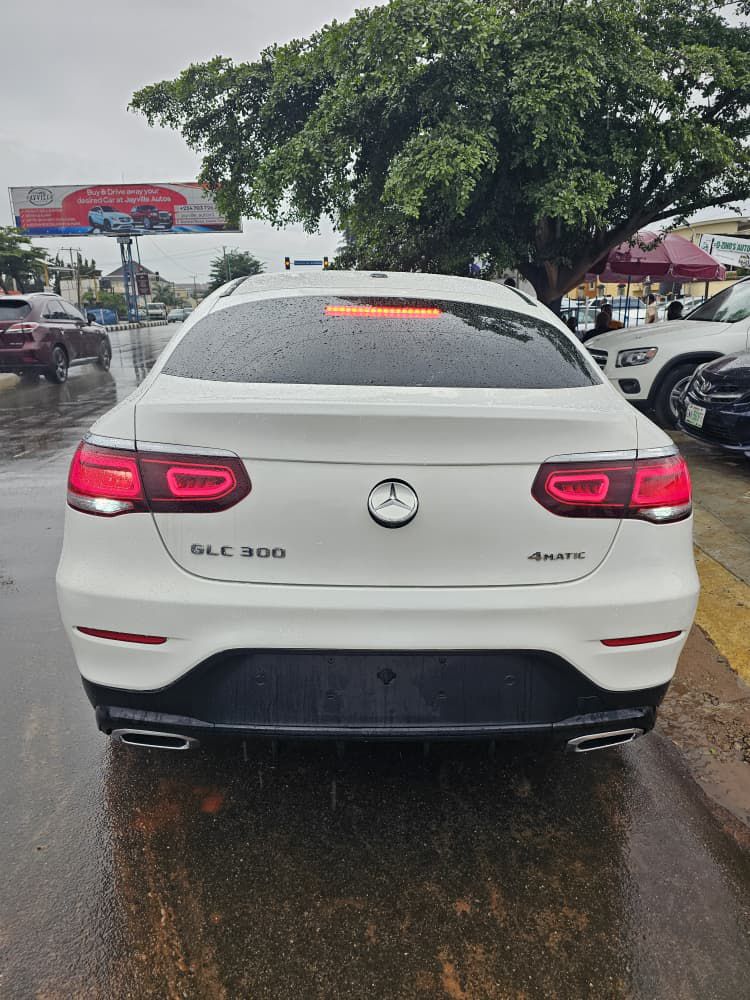 donmanuels02's tweet photo. @jon_d_doe Freshly arrived Foreign used🇱🇷 2019 GLC 300 available for sale in Asaba, Delta State. #57m only. DM ASAP https://t.co/fmPL5rK1Qd