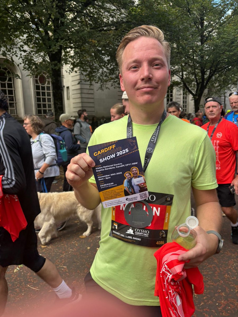 Our flyer team out at the #cardiffhalf yesterday. What a fantastic event!