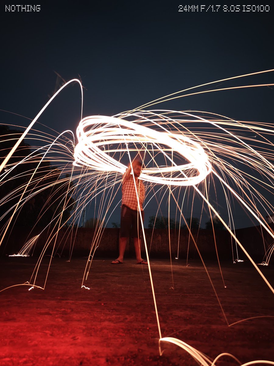 wiz_piyush's tweet image. Capturing light painting  with nothing 

Shot On : @nothing  Phone (3) 
#WithNothing #lightpainting 

@AkisEvangelidis @getpeid @harisree24 @nothingindia @nothingphone3a @Snapdragon @Snapdragon_IN @Technerd_