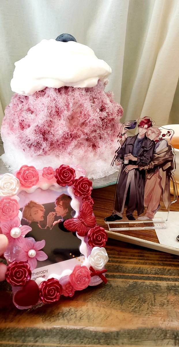 秋色シックでカッコ可愛い˙˚ 𓆩 ✞ 𓆪 ˚˙

🍧🍇巨峰ヨーグルト
       香り高い巨峰シロップ
       ヨーグルト味のエスプーマ
       中に濃厚ヨーグルトミルク 

#日ノ原巡 先生(<a href="/hnhr_mgr/">日ノ原 巡</a>)
#セラピーゲームリスタート
#セラピーゲーム