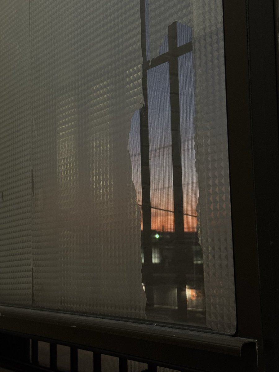 mistresshua's tweet photo. When there are no marks left, no pain after and no photos, even the most intense sessions feel like just a dream
当没有痕迹，身体不痛，也没有照片时，即使是最强烈的绳缚体��就感觉像一场梦 https://t.co/xBARq8PZHm