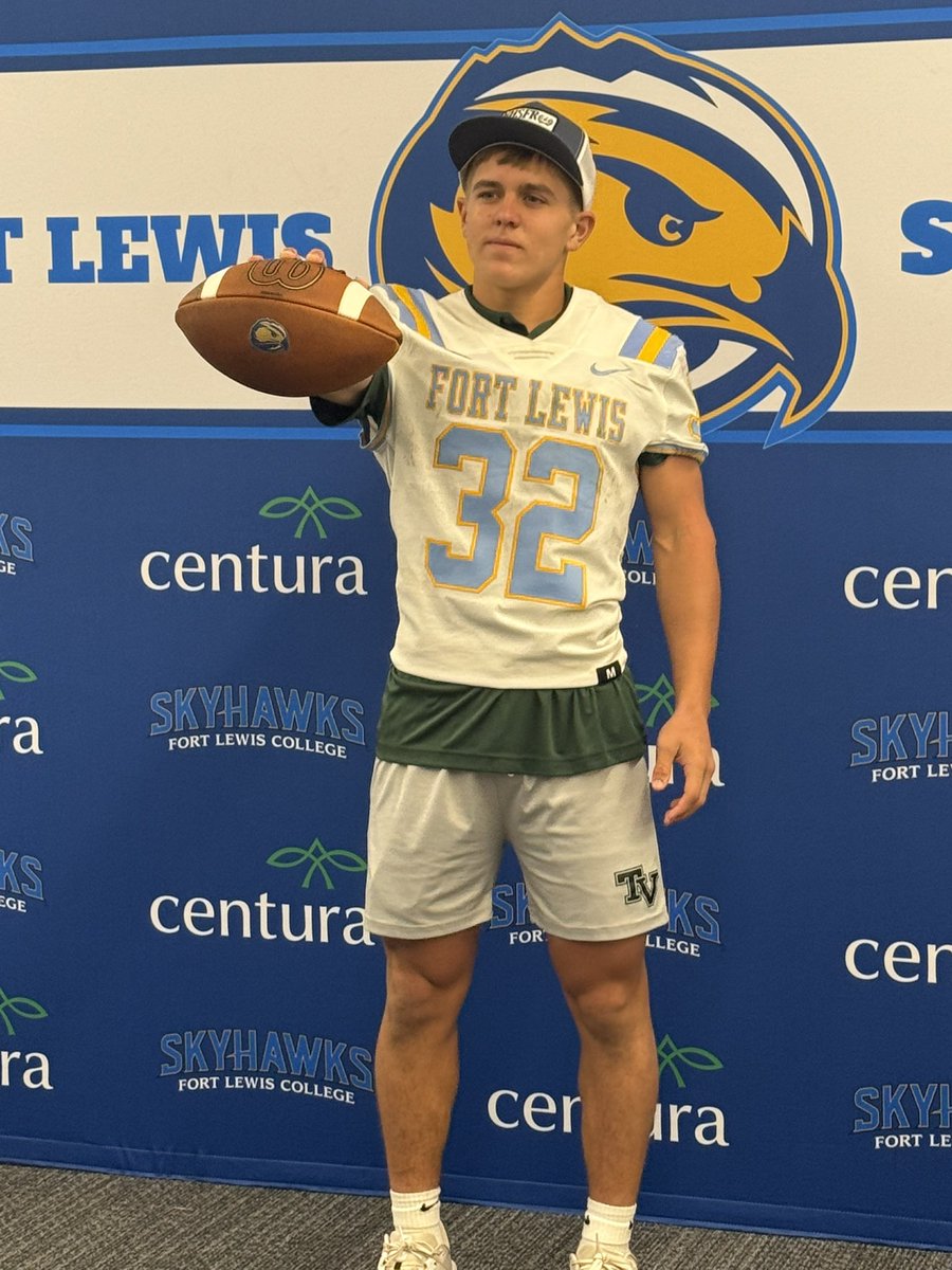 PayneCooper7's tweet photo. Thankyou @coachjmacarthur and @TheCoach7Bible for the gameday invite! I had an amazing time talking with the coaches, touring the school and watching Fort Lewis compete! @GametimeRC @FLCFootball 
@GrindeScot76154 @FLCCoach_Grinde @FLCCoach_Cox @DonnyMooreJr https://t.co/rZzvSx8GeT