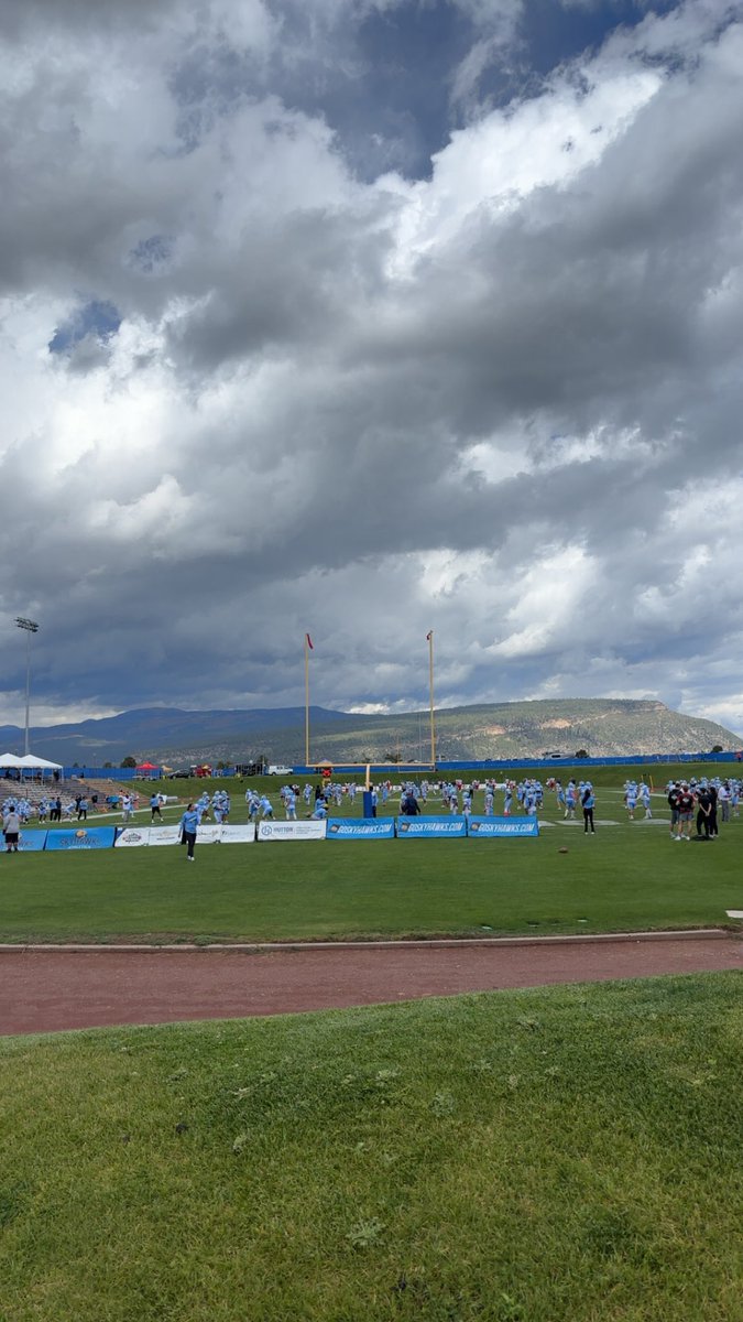PayneCooper7's tweet photo. Thankyou @coachjmacarthur and @TheCoach7Bible for the gameday invite! I had an amazing time talking with the coaches, touring the school and watching Fort Lewis compete! @GametimeRC @FLCFootball 
@GrindeScot76154 @FLCCoach_Grinde @FLCCoach_Cox @DonnyMooreJr https://t.co/rZzvSx8GeT