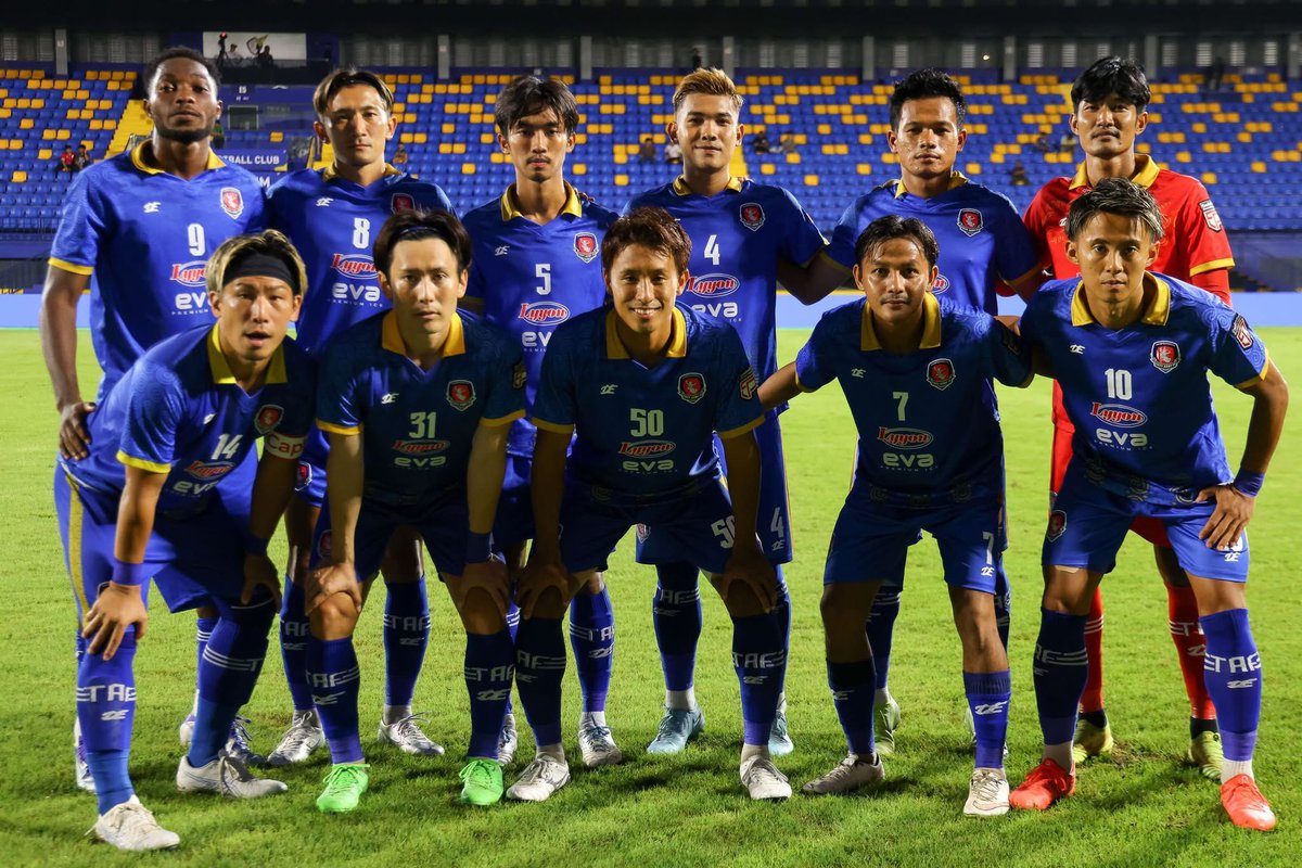MEsfuerzo's tweet photo. Always striving to win.
常に勝利を目指して💪❤️‍🔥💙

#カンボジア
#プノンペン
#前田凌佑 https://t.co/c2JUOOTXFT