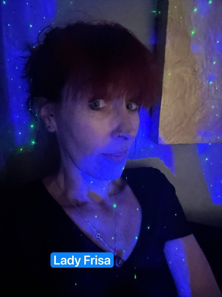 Guten Morgen, mein kleiner #Finsub. Ich will Frühstück – und du willst mir gefallen. 25€, 50€ oder 100€ – zeig mir, wie ernst du seine Rolle wirklich nimmst.“

Ich nehm’s dir mit einem Lächeln – und lass dich trotzdem hungern.

#findom