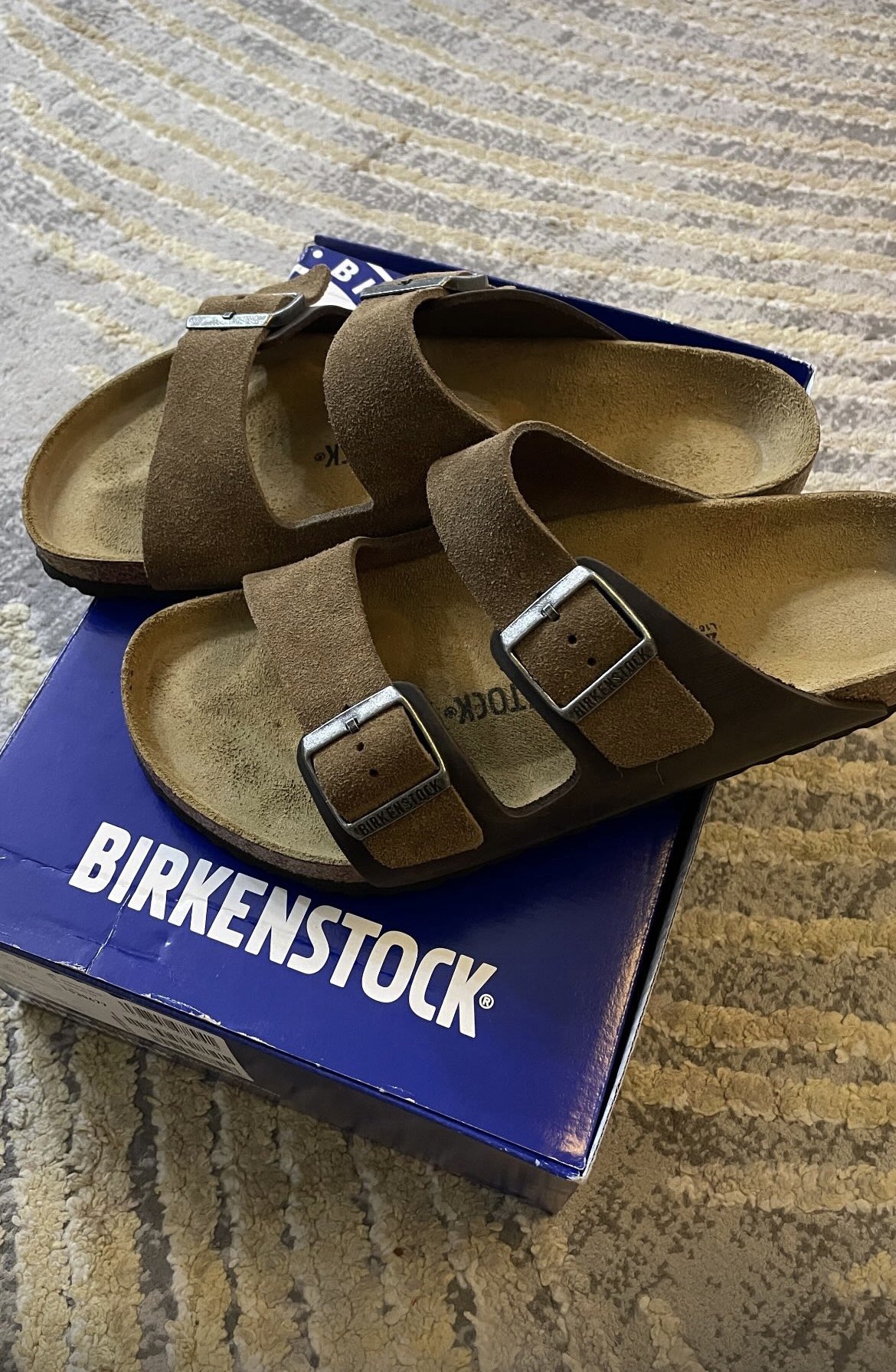 ビルケンシュトック - Search / X