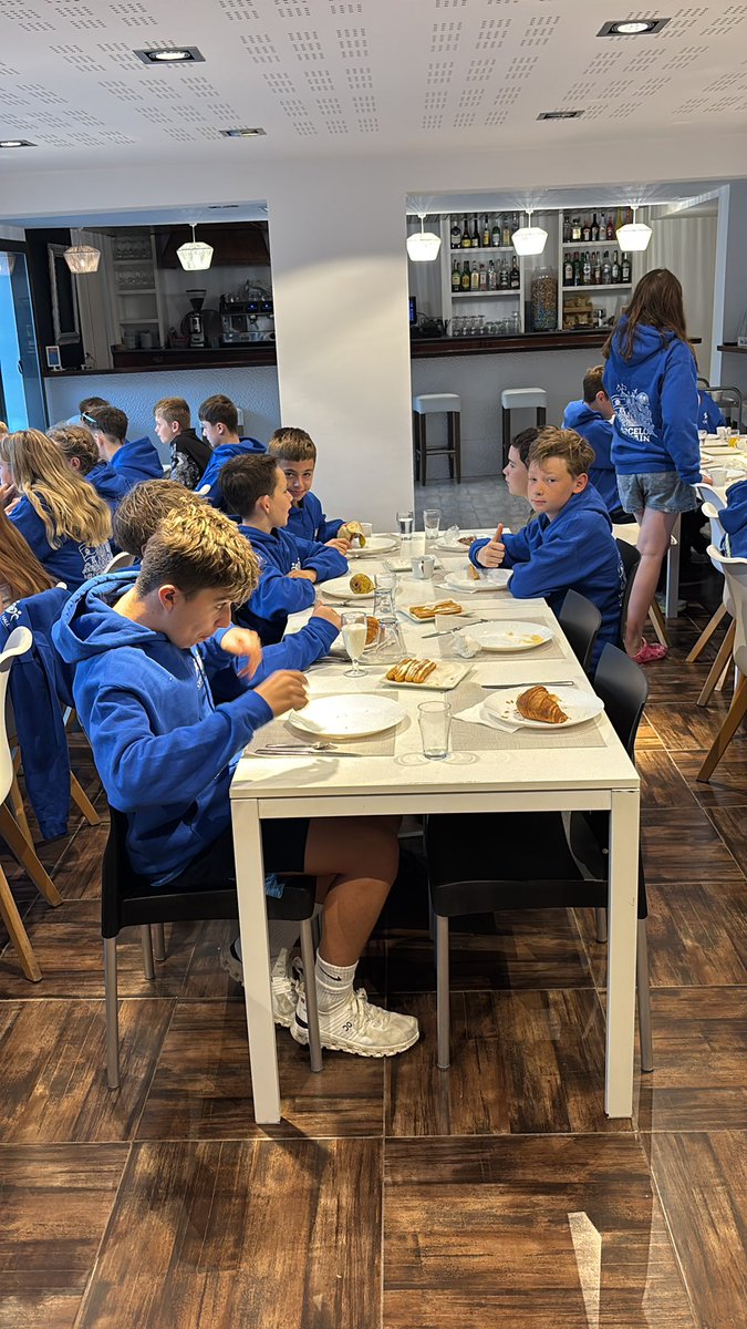 CastleMfl's tweet photo. Some very very very tired faces this morning!🥹 https://t.co/gpqKo3b2mS
