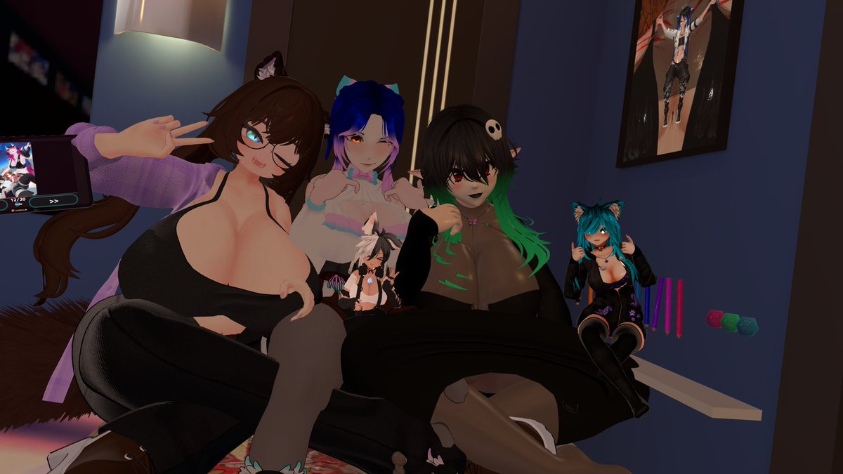 CpuAzazel's tweet image. Had a really fun time at your bday party today @DoviraBlooshims cutie ❤️❤️❤️ I hope you had a fun time as well!