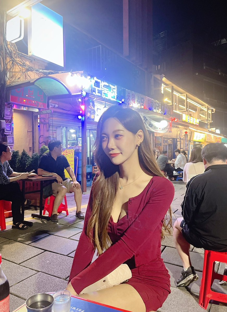 오늘 영등포 출몰 예정🥰
쉬는데 모하겠엉 ㅎㅎ 놀아야지

🌶️고추🌶️ 좀 수확하고 와야지