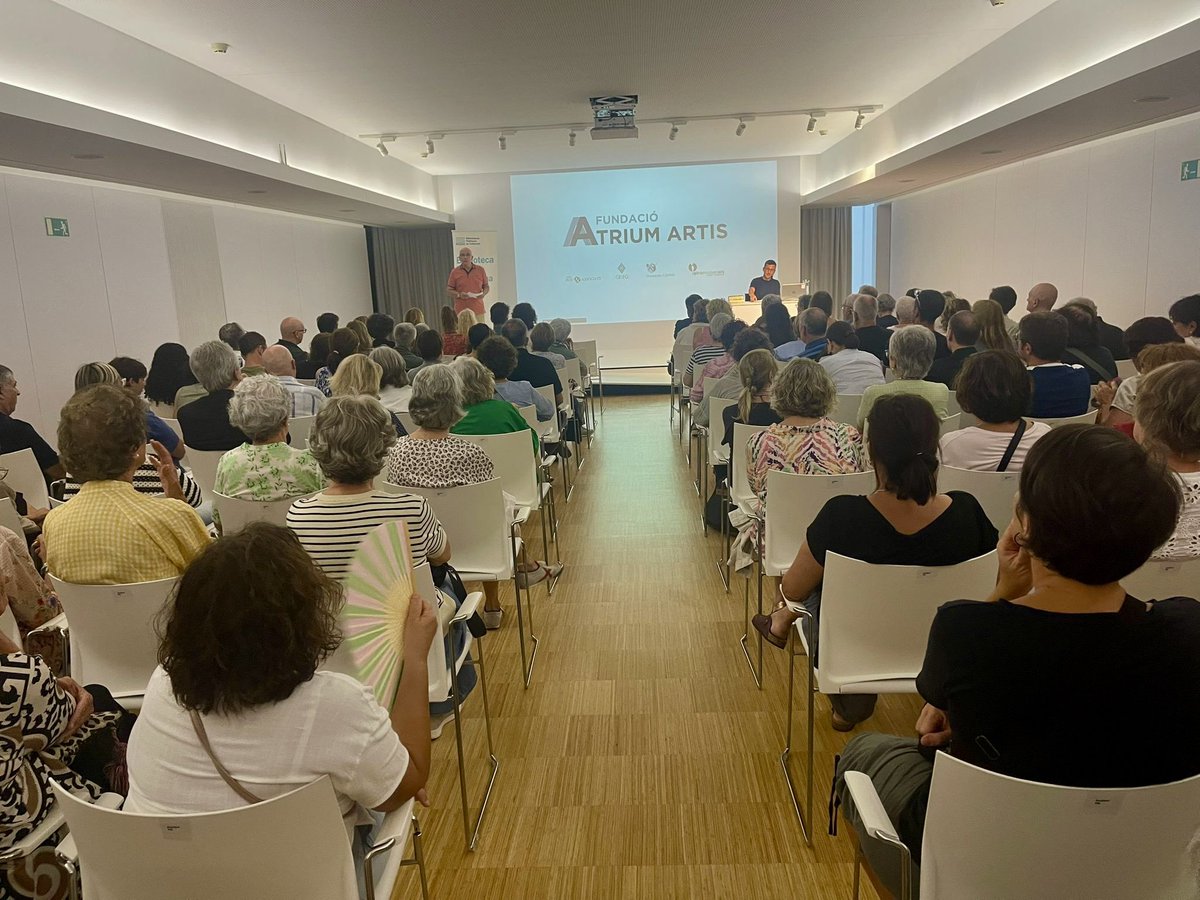 Ja us podeu inscriure a la conferència Post Scriptum V de <a href="/miqueldelpozo/">Miquel del Pozo Puig</a> en aquest enllaç girona.cat/agenda/cat/age…

Dimarts 21 octubre a la <a href="/bprahola/">Biblioteca Pública de Girona Carles Rahola</a>