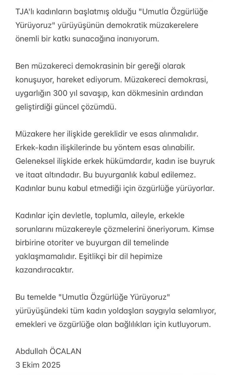 Agirenroje's tweet photo. Peyama Serok
https://t.co/2ofsXoXQRQ
#kurds #kurdish #Rojava #Suveyda #iran #rojhilat #şengal #sincar #basur #sueleymaniye #pesmerge https://t.co/2NDDWOnOZ0