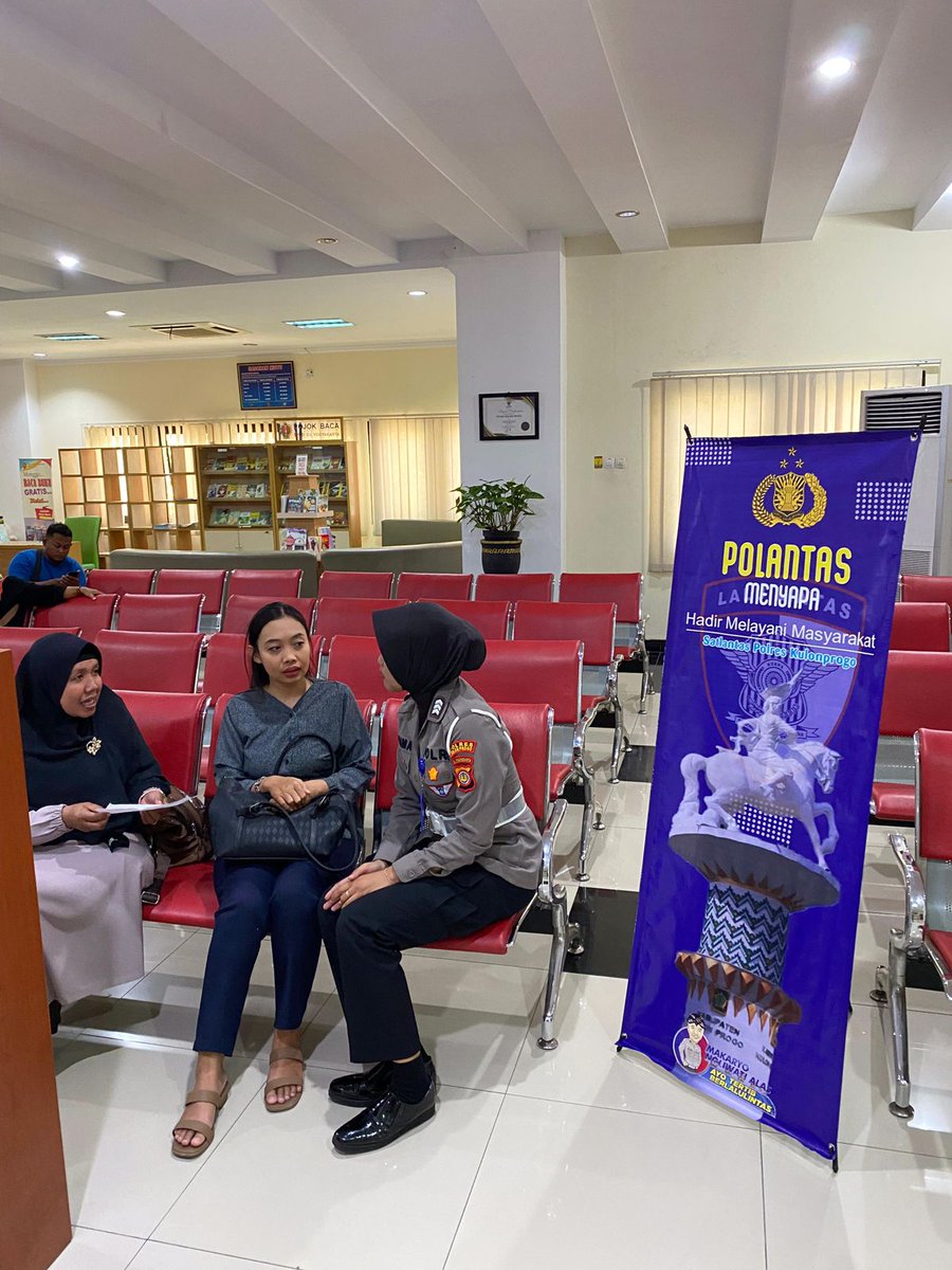 satlantasklp's tweet photo. Polantas Menyapa Wajib Pajak 💙
Kami berkomitmen untuk selalu hadir, merespon cepat dan memberikan solusi terbaik bagi masyarakat. https://t.co/DU6qv4r0Oe