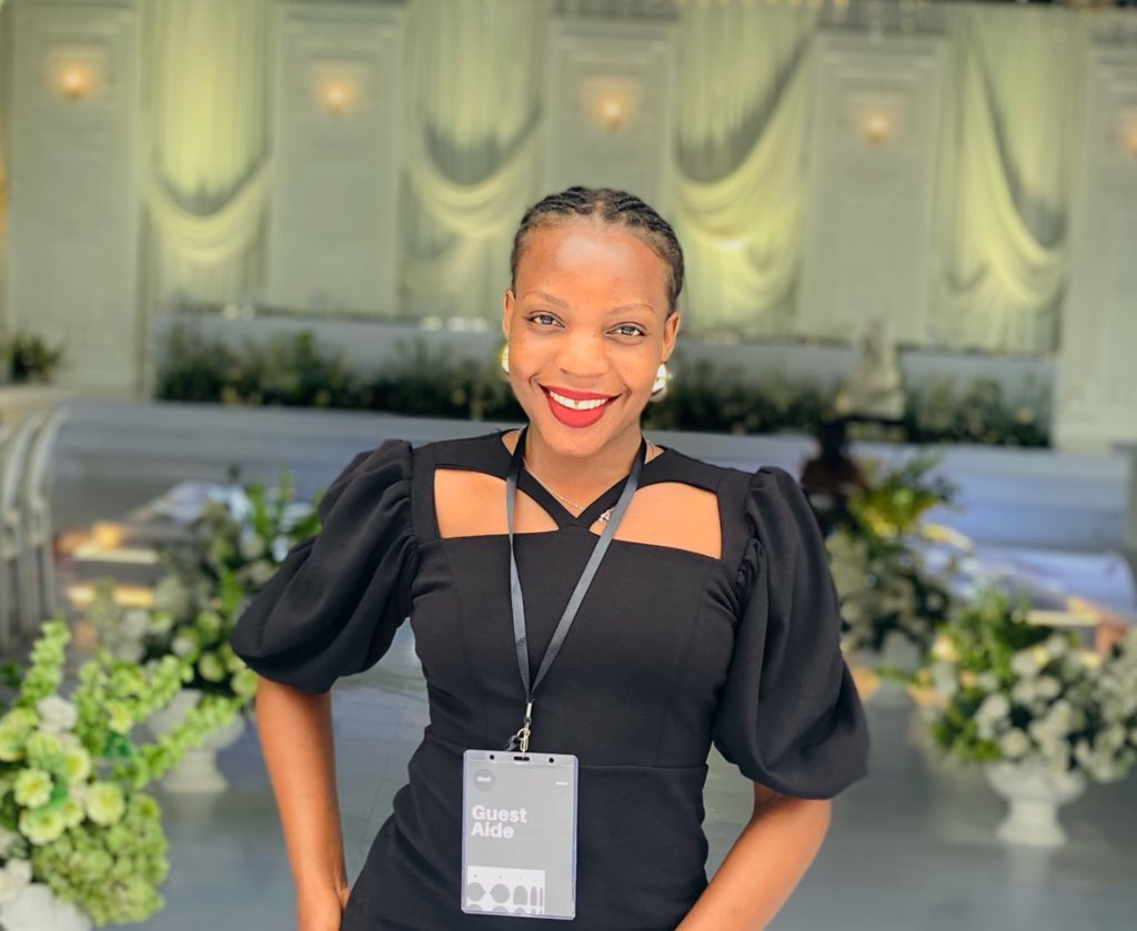 Doué Hostesses Uganda tweet media