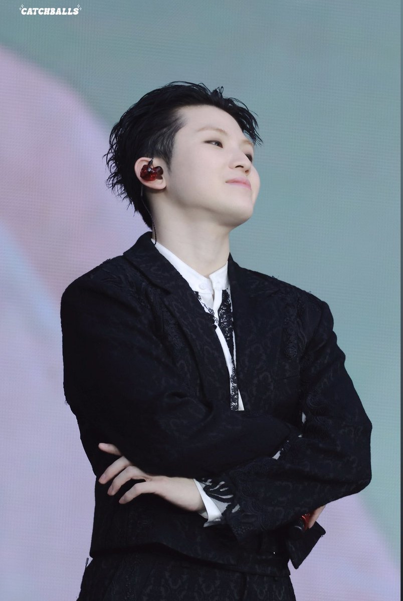 Catchballs57237's tweet photo. 241013 RIGHT HERE IN GOYANG

D-524

#세븐틴 #우지 #이지훈 
#SEVENTEEN #WOOZI #ウジ
#李知勳 https://t.co/2x28DDEgHQ