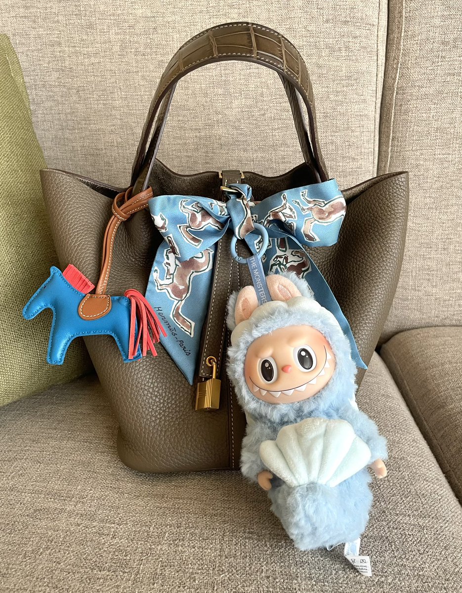 今回の休暇に持って行ったbag👜 シンガポールのポプマートでGETした
