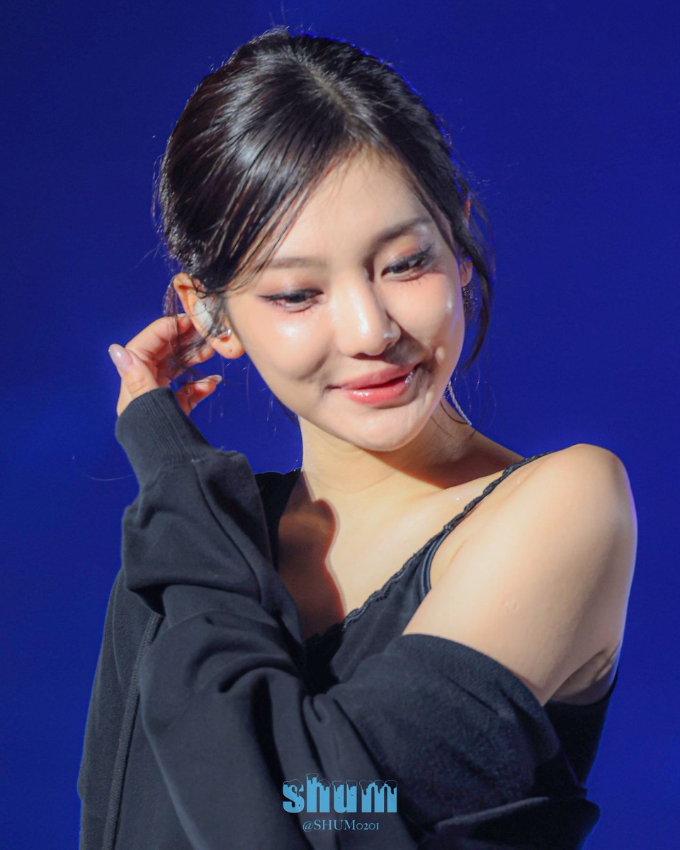 SHUM❄️슌 tweet media