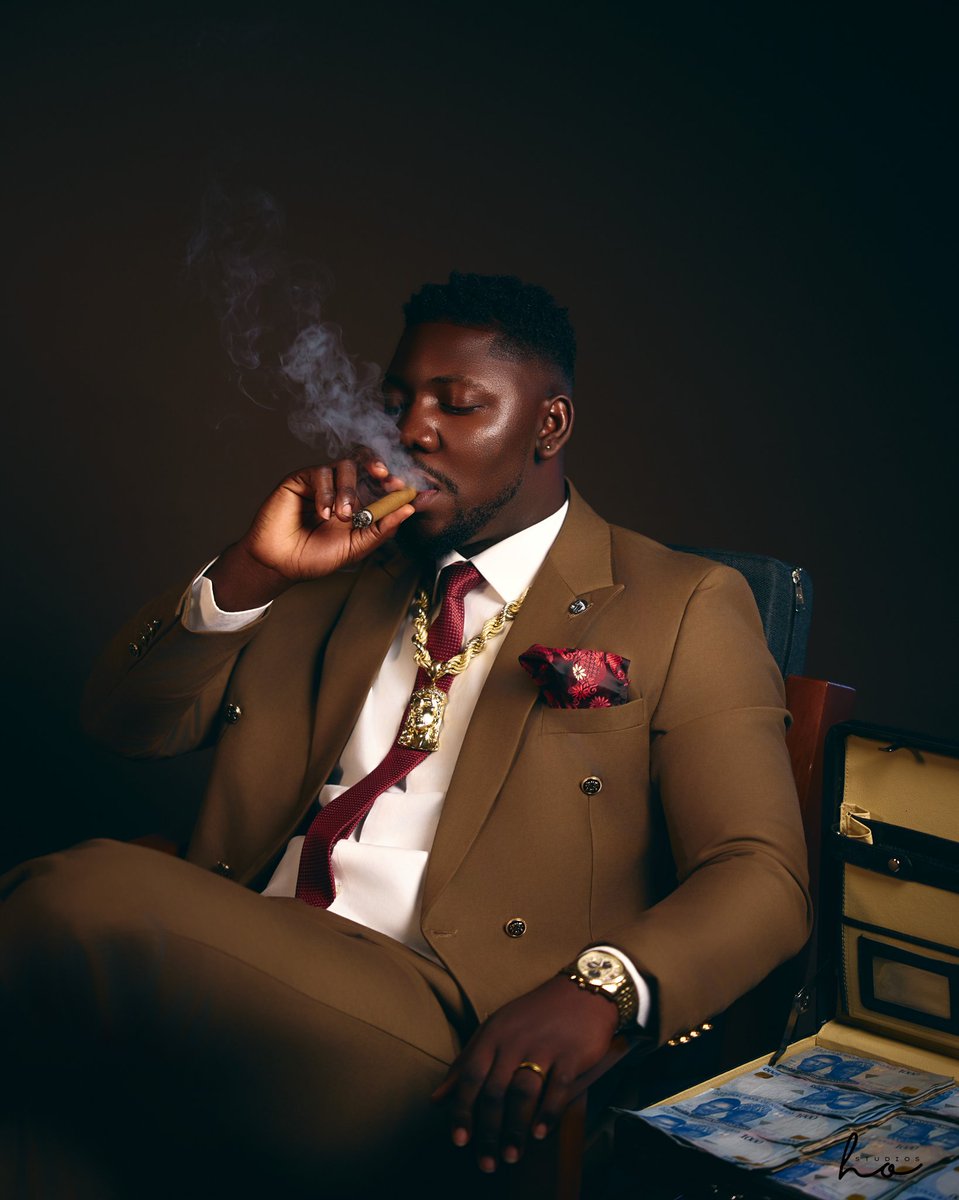 Tourdonfiky's tweet photo. Birthday Portraits of Chief Gaga,
Photographed by ME! https://t.co/WRAF8VMX81