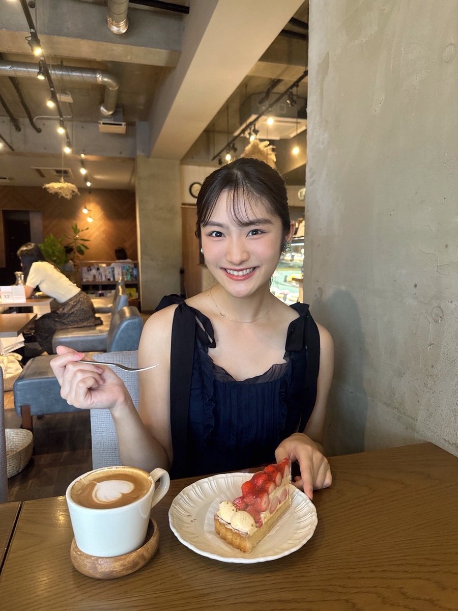岡田愛 tweet media