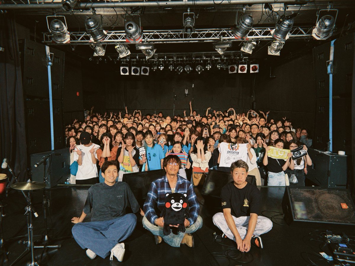 ryuto_staff's tweet photo. 2025.10.5(Sun)
KAZ Acoustic Live熊本公演
ありがとうございました！！🐻

あのフレーズは、
『ラーメン』でした〜🍜

より近い距離でKAZの歌声をお届けできたと思います🎤🎶

熊本もとっても良い場所でした🌳
まだまだ47都道府県、歌で旅していきます💨

#KAZ #GENERATIONS #数原龍友 https://t.co/nao6Vet5GH