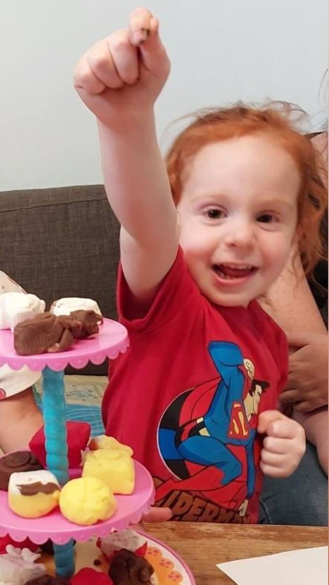 AnnaOdessa13's tweet image. Heute vor zwei Jahren - der 6. Oktober. Der letzte Tag des Lebens für Tausende Menschen in Israel. Es war Frieden. Niemand im Nova Festival oder in den Kibbuzen ahnte, dass die Araber in Gaza längst ein grausames Massaker planten. Niemals vergessen!