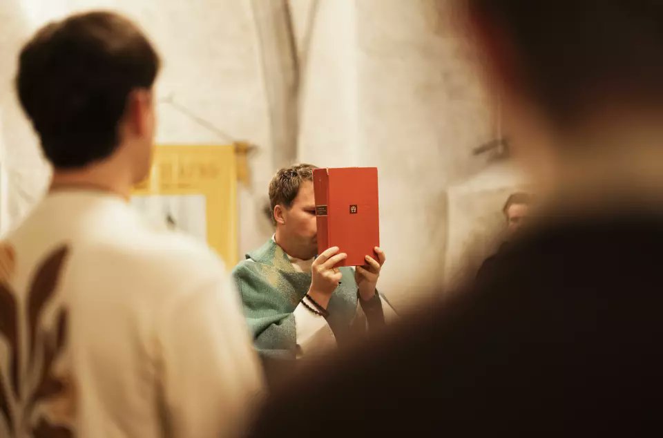 Utilsikta men perfekt illustrasjon av religion.