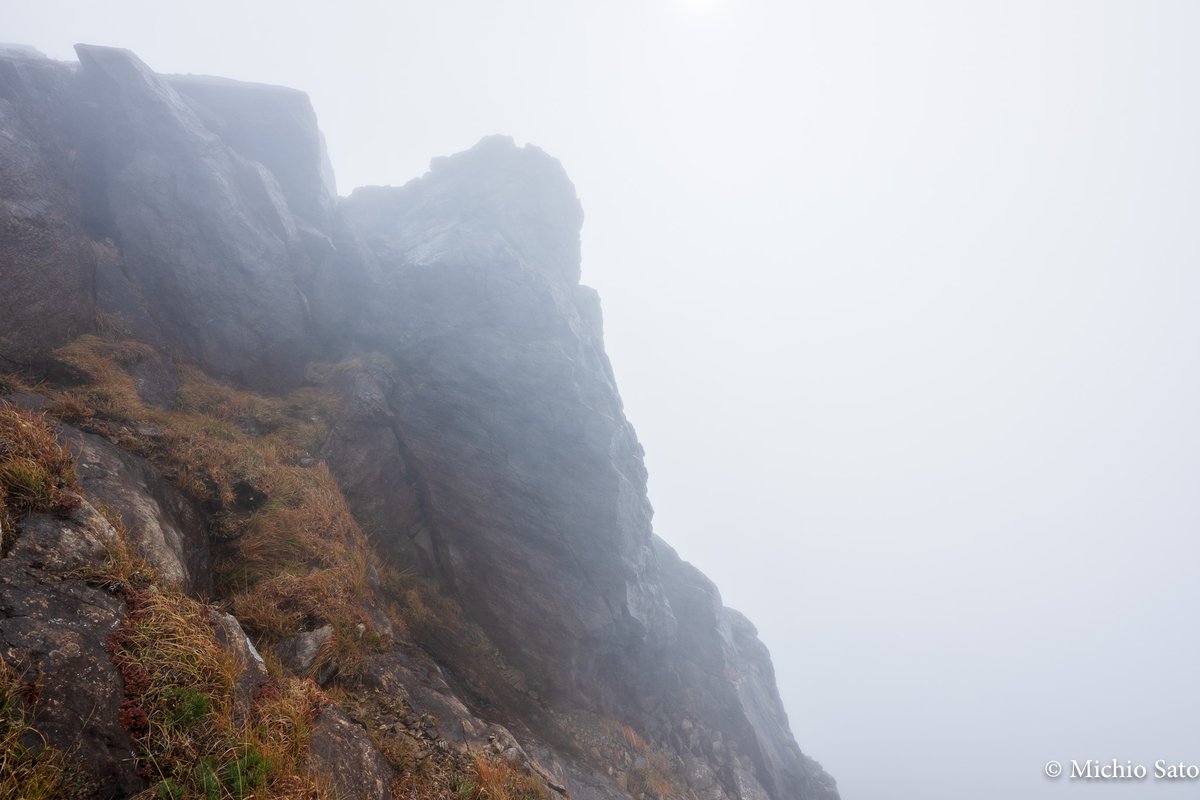 misty mountain hop
早池峰山登山 01

#NaturePhotography #登山 #早池峰山