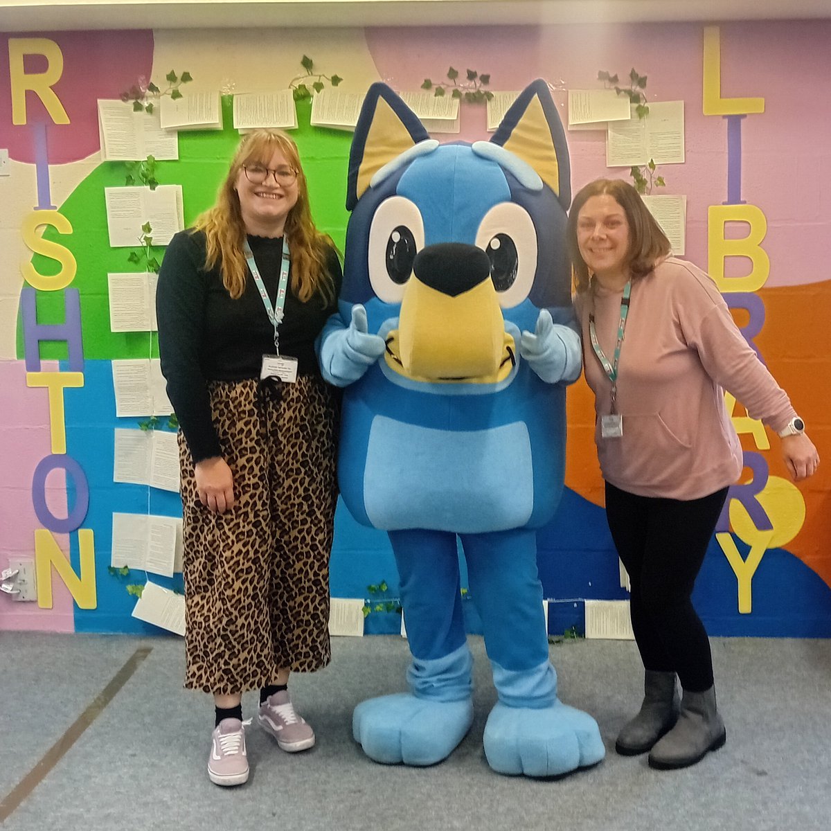 LancsLibraries's tweet image. Fun Palace at #RishtonLibrary was a huge success! Visitors braved the stormy weather to practise their football skills with Whalley Juniors FC, meet Mascot Mum&apos;s Bluey, take part in Lego and STEM challenges and enjoy arts and crafts provided by Lancashire Adult Learning