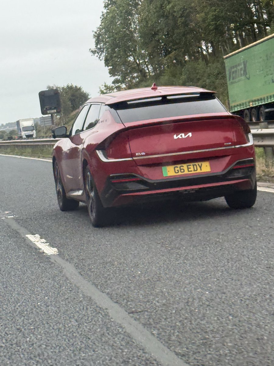 AndyLycett's tweet image. He was in a Rush.
#prog