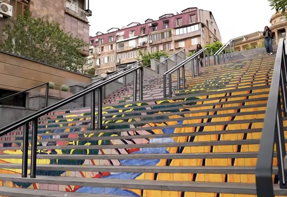 armenia's tweet image. 🖼️✨ The iconic Saryan street stairs in #Yerevan have taken on new life!

🎨 Recently unveiled with Martiros Saryan’s famous painting “#Armenia”, stairs now shine as a vibrant tribute to the country’s color &amp;amp; soul.

📍 A perfect blend of art, culture &amp;amp; city charm.