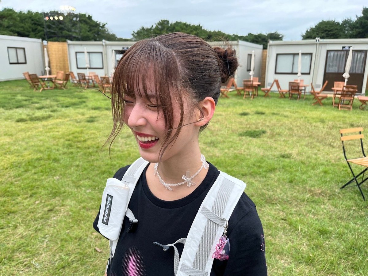 saku46_riku's tweet image. 中嶋優月というアイドルが、「どこにいても太陽でありたい」とまっすぐに前を見つめるのであれば、自分は「どこにいても光を感じられる人でありたい」と思う。向日葵みたいに🌻
今の気持ちを伝えてくれてありがとう☺︎
13th期間もよろしくね。この瞬間、大切に重ねていこう!!
#yuzukitalk #中嶋優月