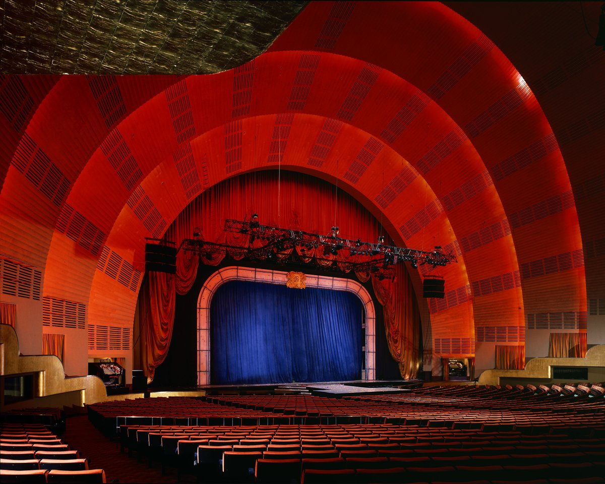 We restored the original 1932 gilded finishes at the Radio City Music Hall, which included the application of aluminum leaf, Dutch metal leaf, copper leaf, and gold leaf. Shown is the auditorium after restoration.

📸Robert Benson Photo

#NationalLandmark