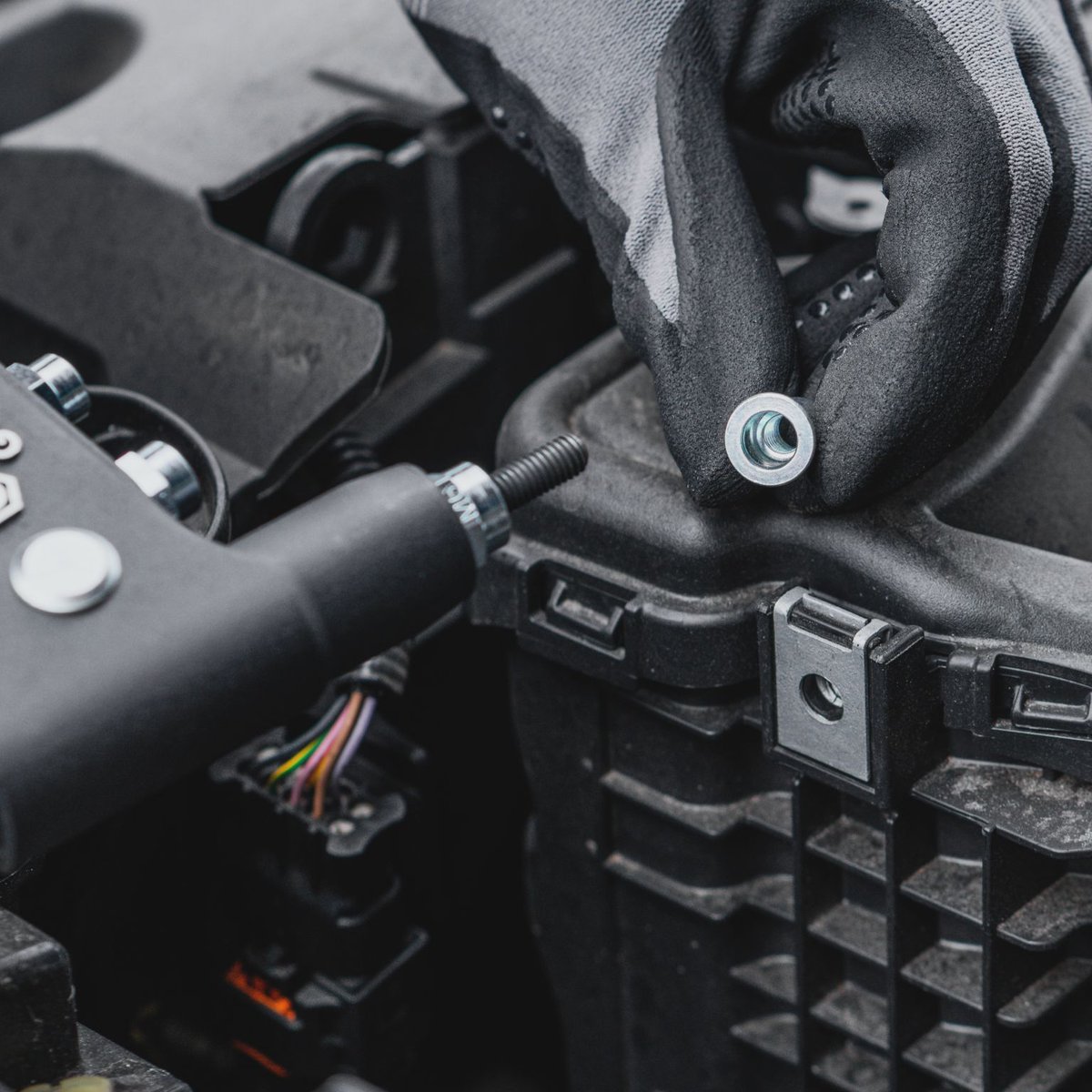 GoebelFasteners's tweet image. The GO-35 is a hand #blindrivetnut setting tool for #rivetnuts from M3 - M5 (all materials) &amp;amp; M6 (steel and aluminum).
If you are interested in our tools, #blindrivets or #blindrivetnuts please get in touch with us.