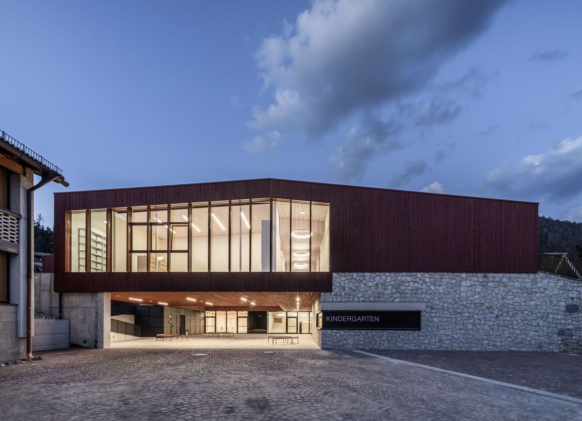Archello's tweet photo. Roland Baldi Architects’ new kindergarten in Kiens blends playful learning with low-carbon design.
https://t.co/PbSlt3NGm0
#CLTConstruction #SustainableArchitecture #TimberDesign https://t.co/hRyi47rg20