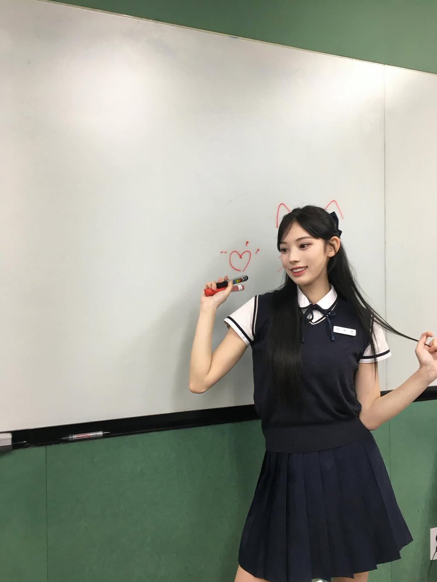 지니 jini tweet media