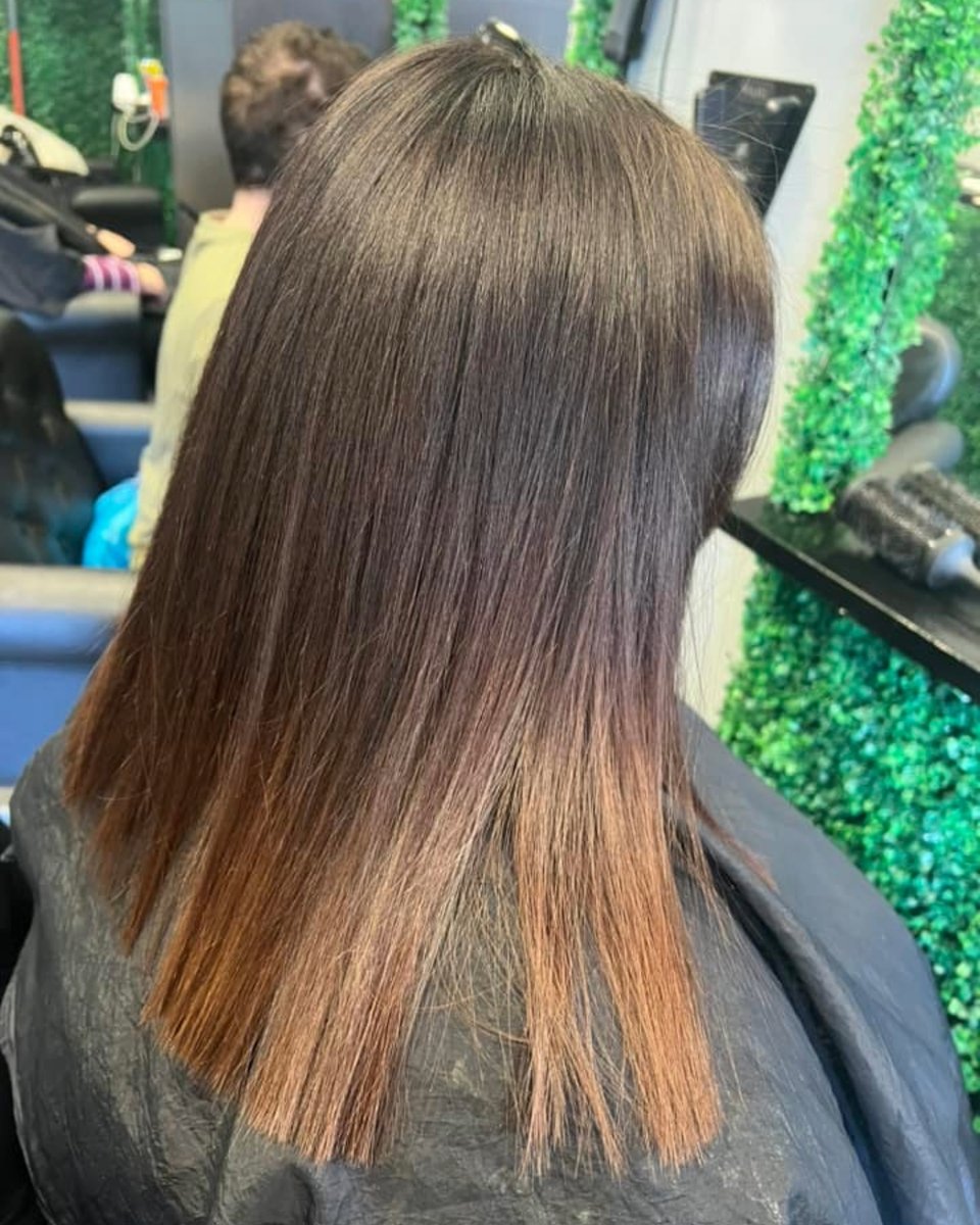 Visit_WestEnd's tweet photo. 💇��♀️ Check out this stunning Brazilian blow dry from @volume_unisex_salon! For amazing colour results, visit them at 95a Byres Road or call 0141 339 9391. #visitwestend #SupportLocal https://t.co/40M4ph6T4R